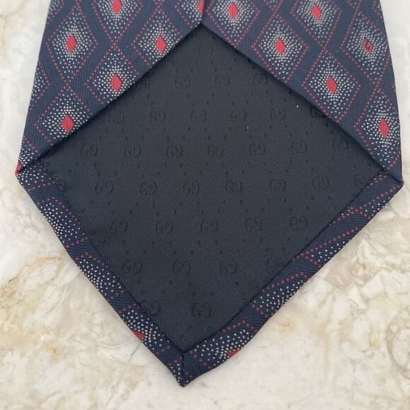 Gucci 100% Silk Tie - Picture 7 of 10